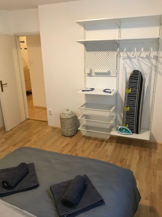 Peter Pan Apartment & Free Parking Любляна Екстериор снимка